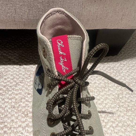 Converse Chuck Taylor|Sage Green Canvas HighTop| Flowers| Good Condition W10 M8 - Picture 8 of 12